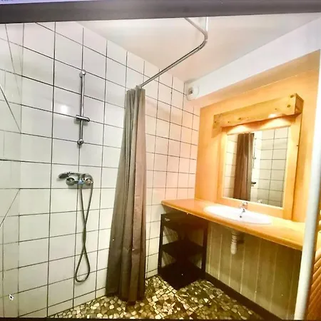 아파트 Super Chez Sophie 2ch, Sejour, Wifi, 2tv, Rdc, Terrasse, Parc, Piscine, Pkg 베세-에-생타나스타시